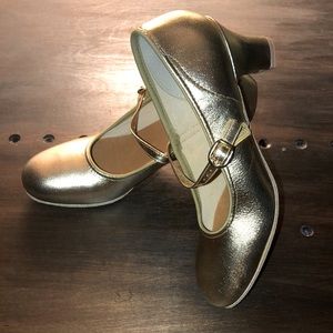 Flawless Vintage Gold Leather Promenaders 6 1/2 (N) Style 611 Dancing Shoes